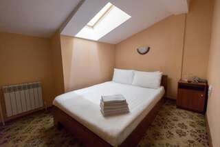 Гостиница Матрешка Москва Двухместный номер с 1 кроватью или 2 отдельными кроватями-5